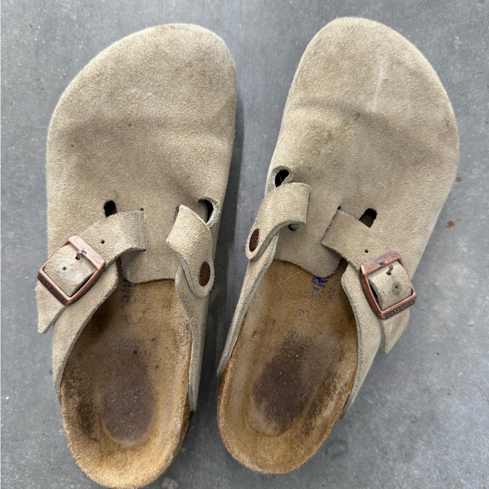 Birkenstock Boston Clogs in Taupe size 38